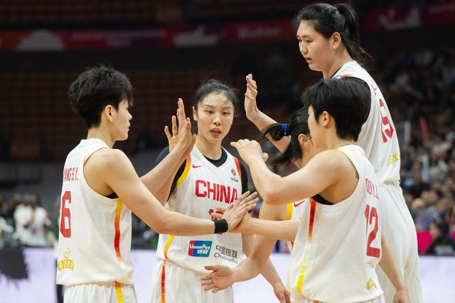 中国女篮力克巴西锁定世界第四席位 为世界杯正