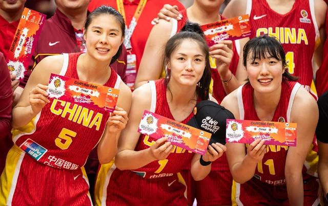 中国女篮力克巴西锁定世界第四席位 为世界杯正