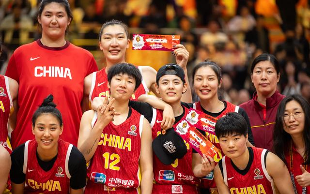 中国女篮力克巴西锁定世界第四席位 为世界杯正