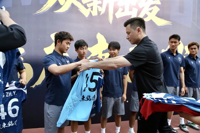 广东铭途主场迎战赣州瑞狮 郜林率队冲甲目标明