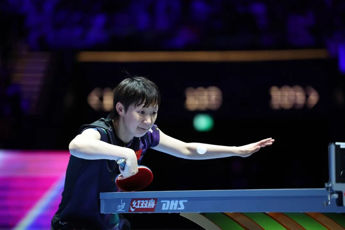 孙颖莎王曼昱女单决赛打响 中国提前锁定冠亚军