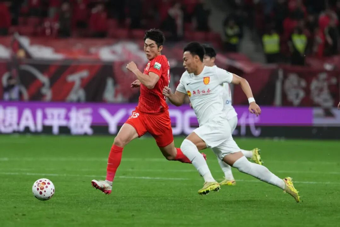 海港客场不敌升班马 两球失守暴露防守隐患